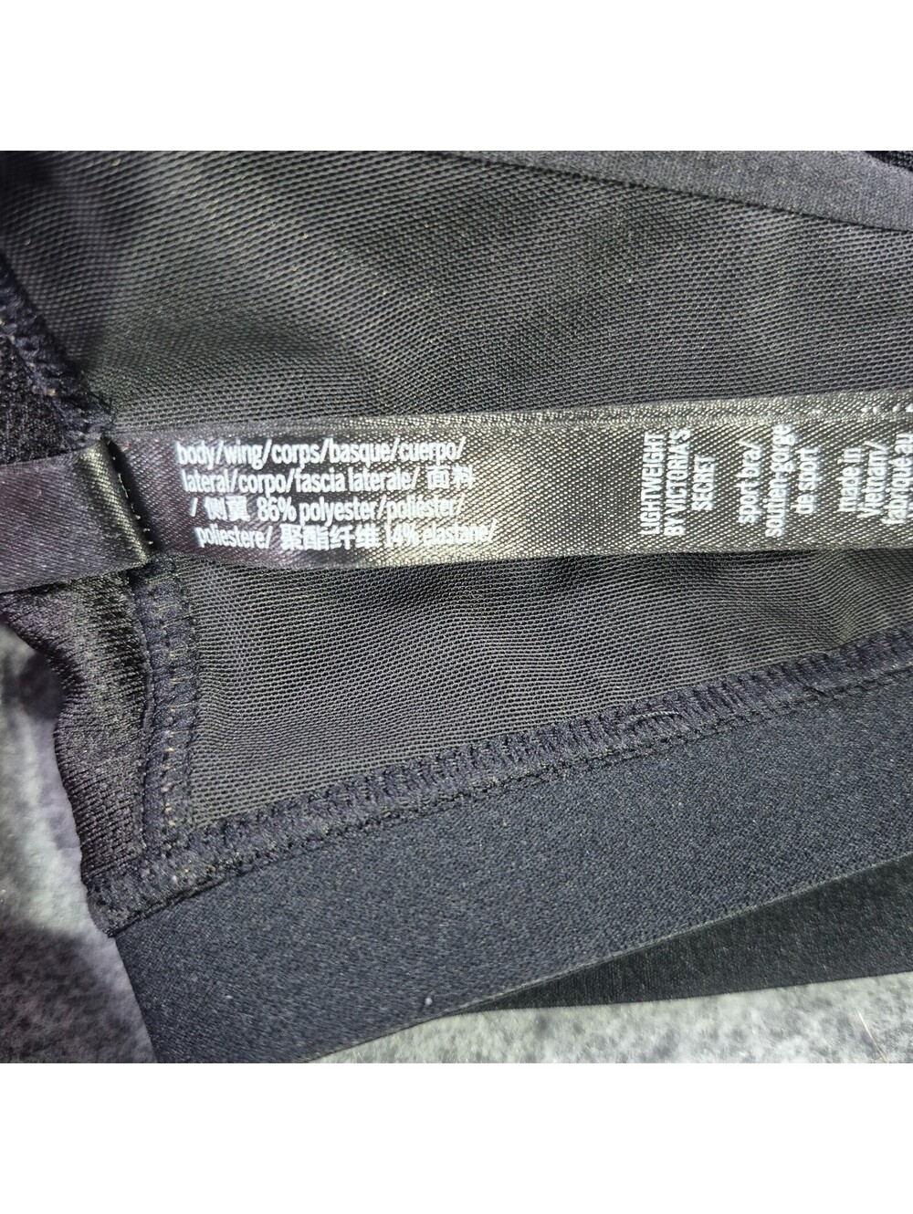 Victorias Secret Maximum Support Lightweight Sports Bra Black 34DD  Breathable - Picture 8 of 13